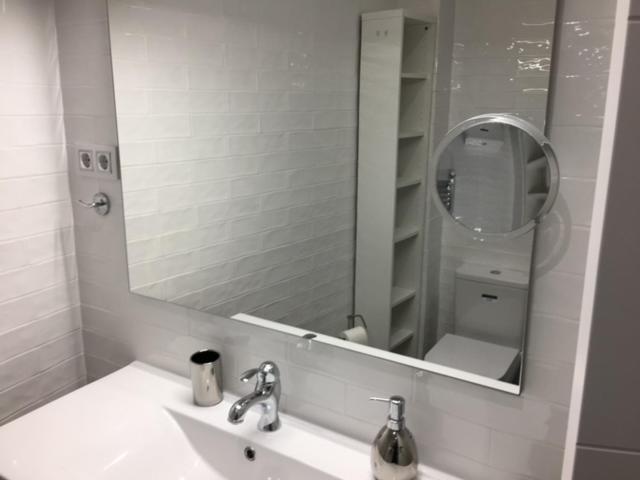 Estilo Nordico En Malasana Apartament